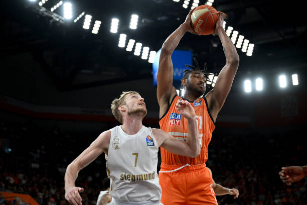 意乙联赛中 意乙联赛中